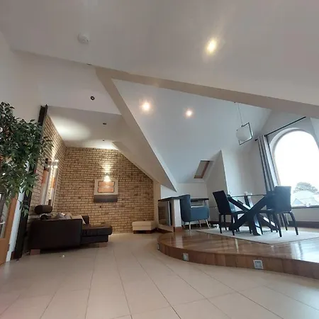 Luxury Penthouse En-suite At Salthill Bay *